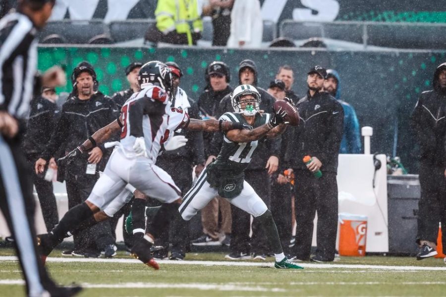 New York Jets wide receiver Robby Anderson has eclipsed double digit fantasy points in three consecutive weeks after hauling in six passes for 104 yards and a touchdown in the Jets 25-20 loss to the Atlanta Falcons in week 8. (Via newyorkjets.com)