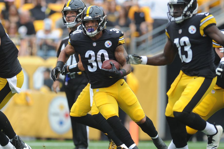 Running back James Conner (#30) will look to carry the majority of the workload out of the Pittsburgh Steelers backfield in Le'veon Bell's absence. Philip G. Pavely-USA TODAY Sports