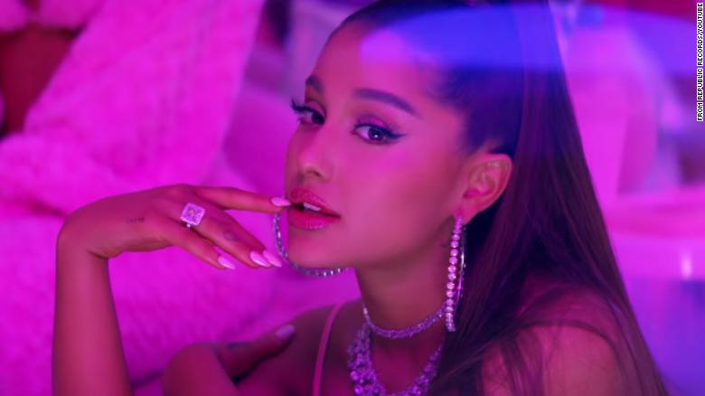 Ariana Grande Does it Again with 7 Rings