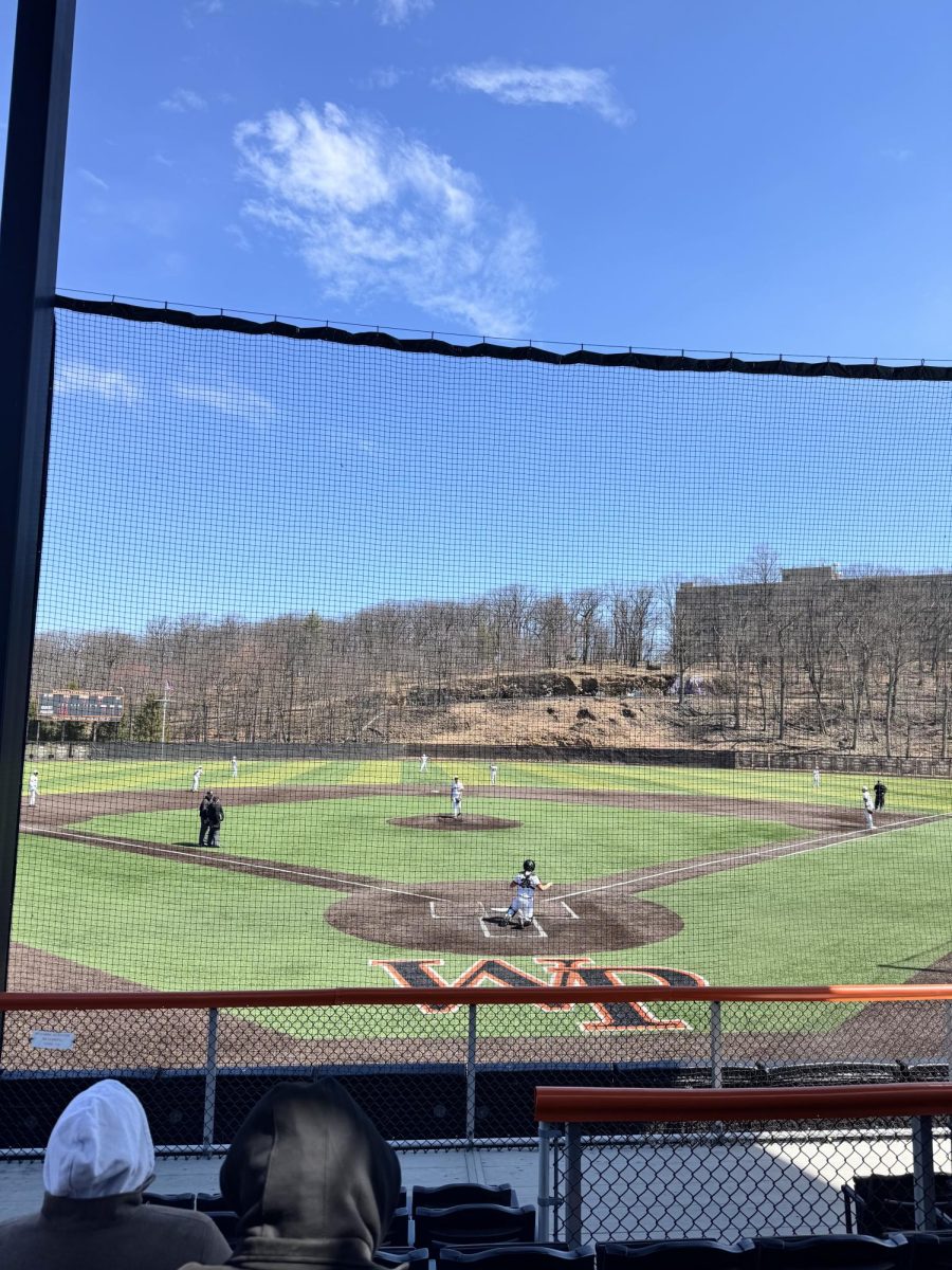 Pioneers Explode for 16 Runs to Snap Losing Streak
